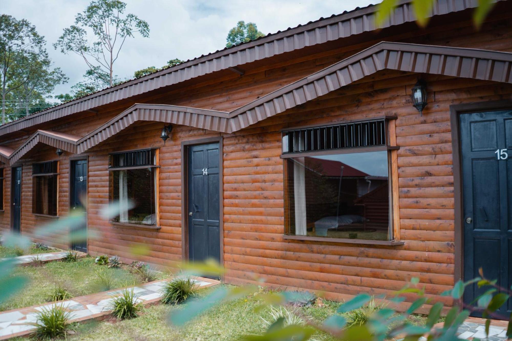 Cabanas La Hacienda San Pablo  Esterno foto
