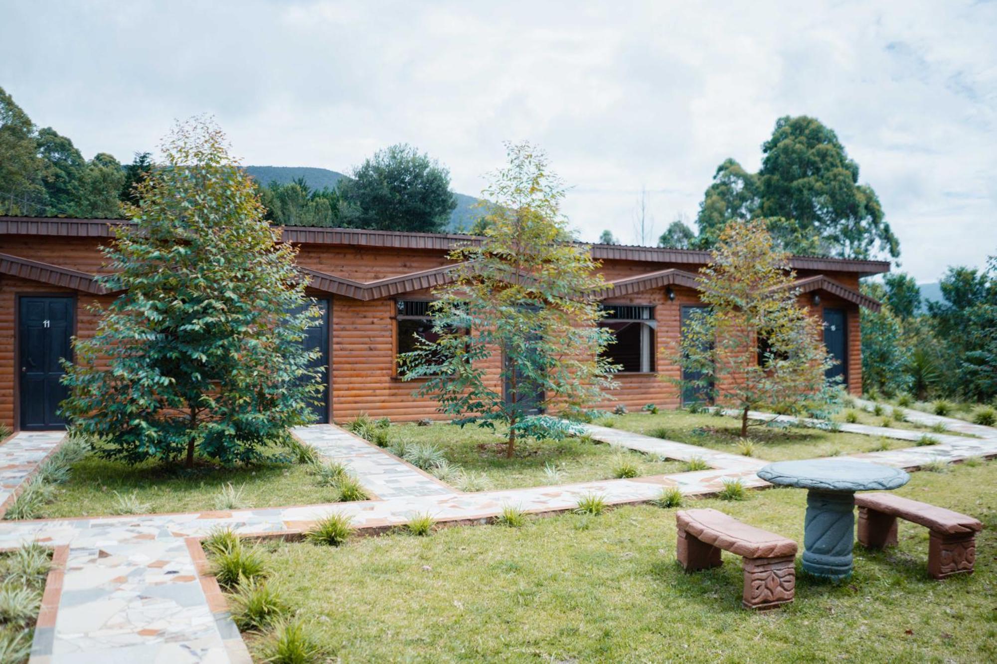 Cabanas La Hacienda San Pablo  Esterno foto